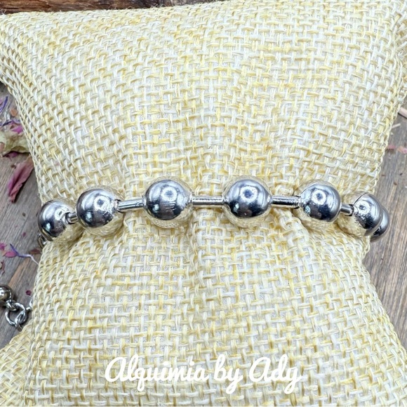 Silver ball beaded bracelet - Picture 1 of 2
